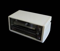Cuisinart Black Stainless Toaster